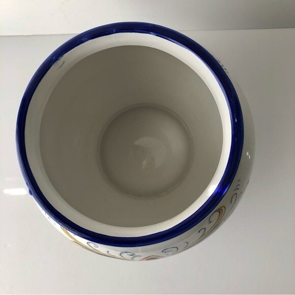 TUSCANY VASE DECORATIVE WITH LID 11.5'' TALL WHITE/BLUE MULTICOLOR MADE IN CHINA - Picture 5 of 9